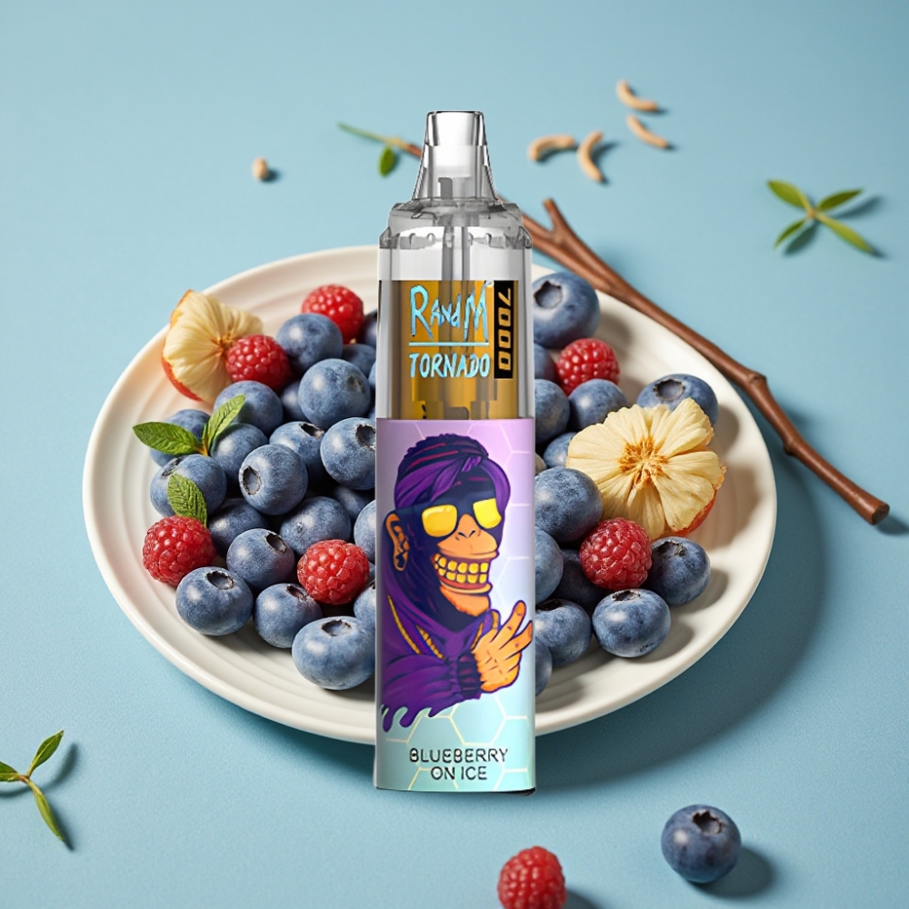 RandM Fumot Tornado 7000 Puffs 14ML 850MAH Malla Ajustable Arándano con Hielo